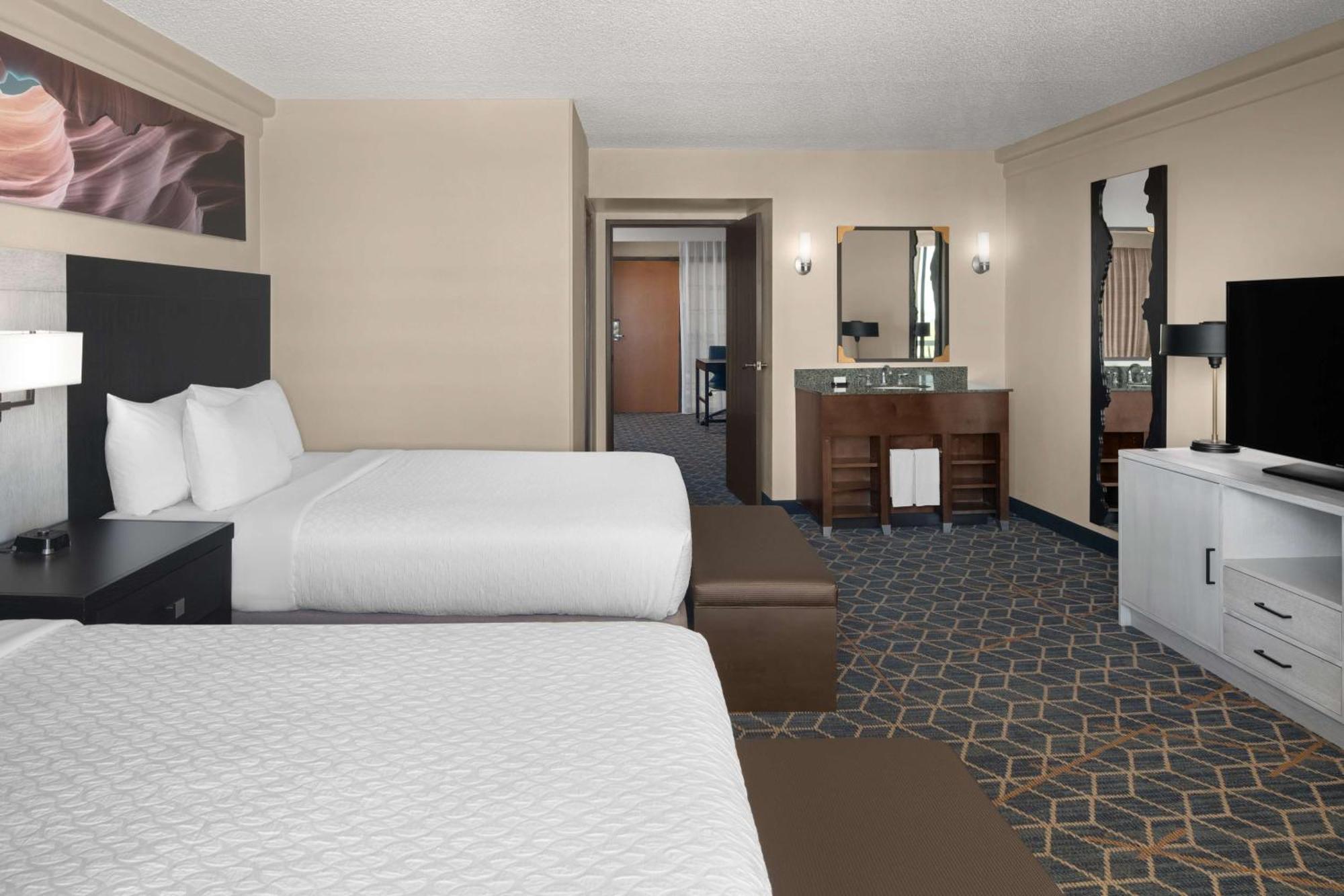Embassy Suites By Hilton Phoenix Biltmore Zewnętrze zdjęcie