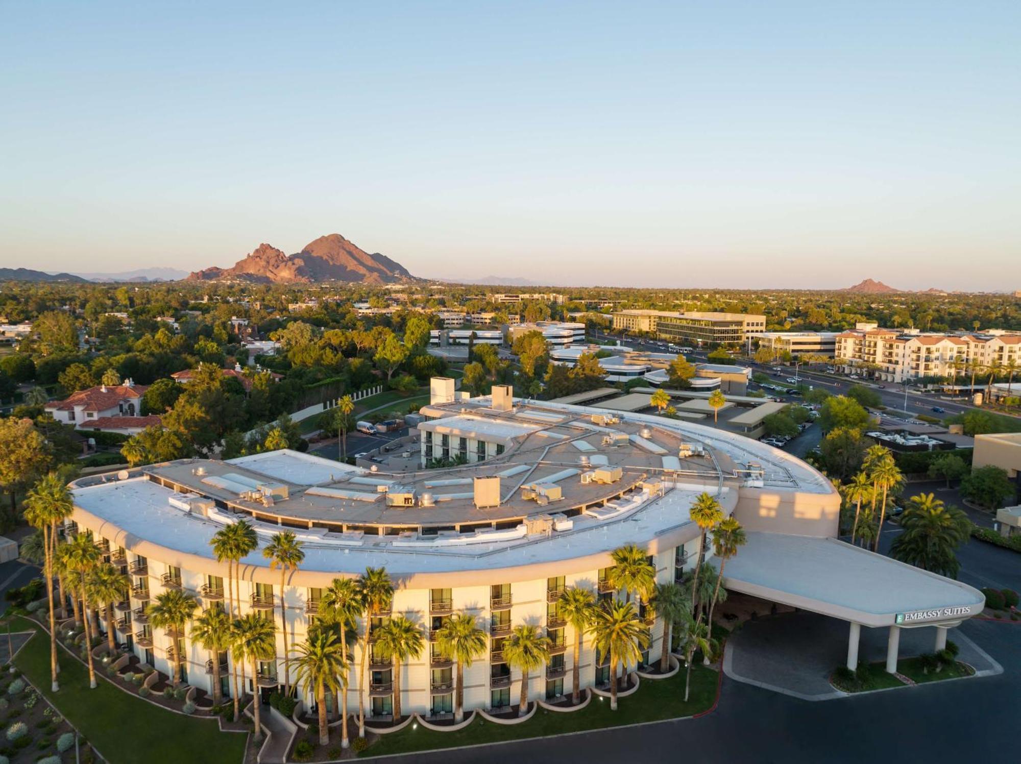 Embassy Suites By Hilton Phoenix Biltmore Zewnętrze zdjęcie