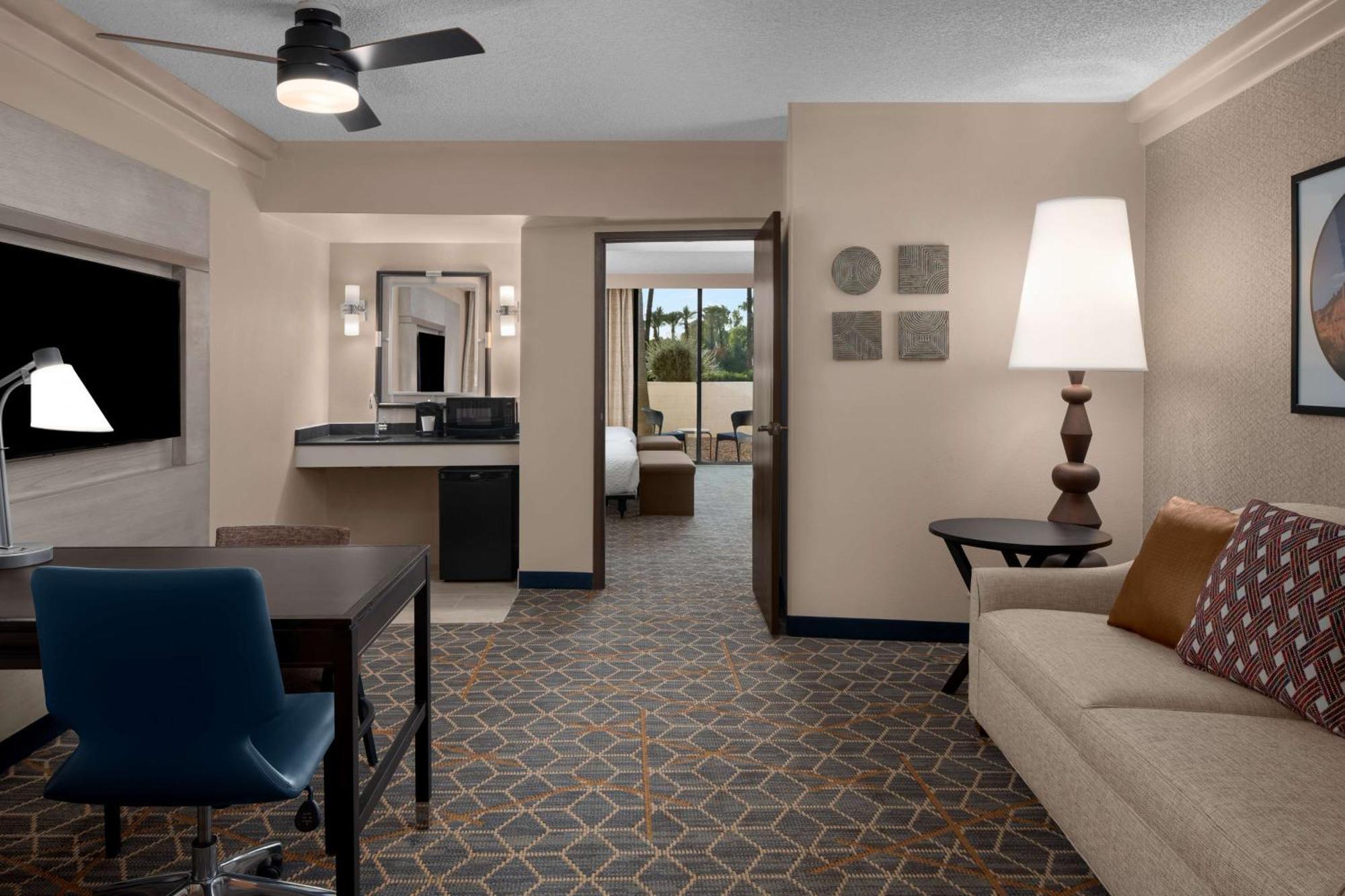 Embassy Suites By Hilton Phoenix Biltmore Zewnętrze zdjęcie